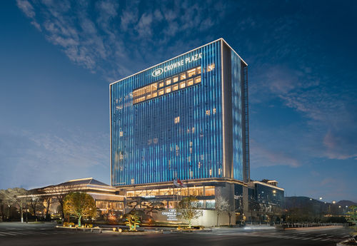 Dernière affaire concernant Je vous en prie.