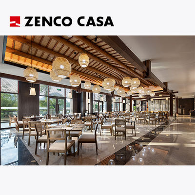 Les meubles des hôtels et des restaurants comprennent des tables et des chaises de style moderne